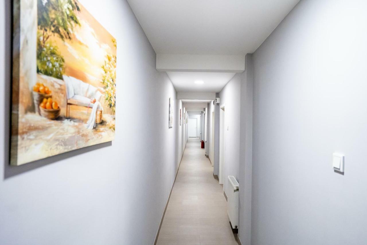 فندق Casa Blum لوغوج المظهر الخارجي الصورة