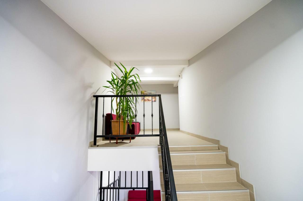 فندق Casa Blum لوغوج المظهر الخارجي الصورة